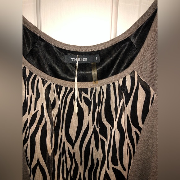 Sleeveless taupe with animal print dress. Size small - Picture 4 of 5